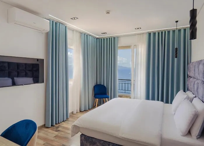Asi Rooftop Hotel Sarandë
